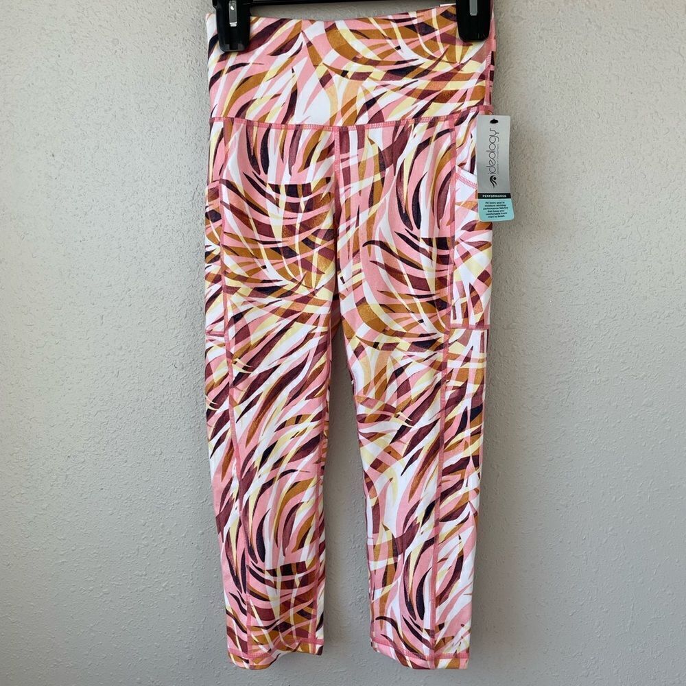 NWT Ideology Athletic Cropped High Rise Leggings Size XS or S